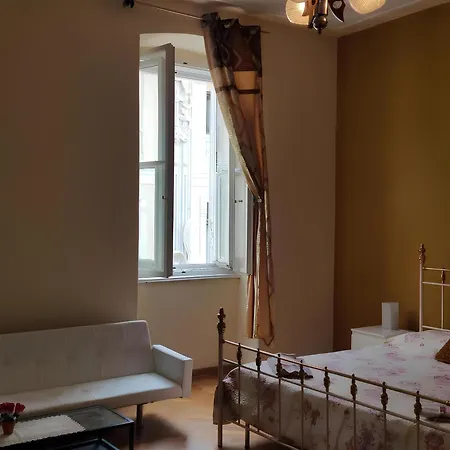 Affittacamere Guerrero Jr Tra Storia E Cultura Trieste